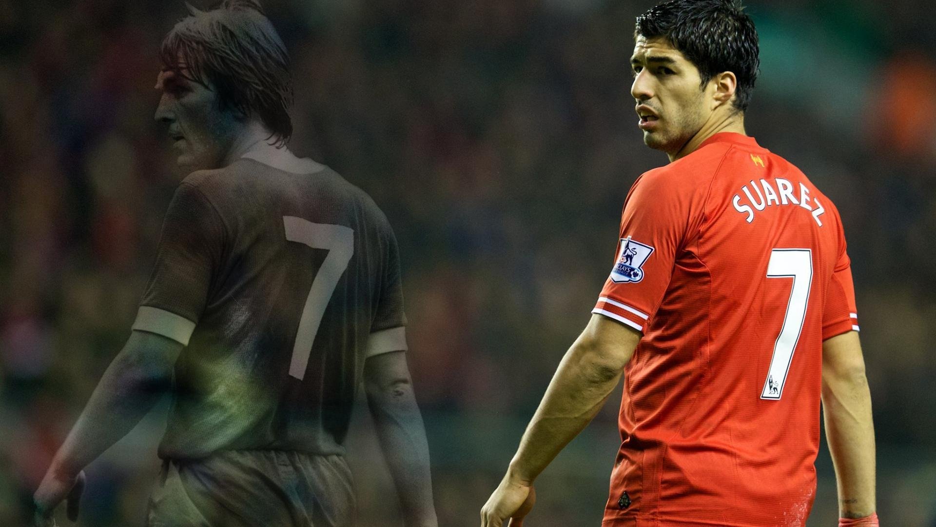 开云官方-球迷创作主题画展登陆城市地标传播体育文化魅力与情怀，球迷简笔画